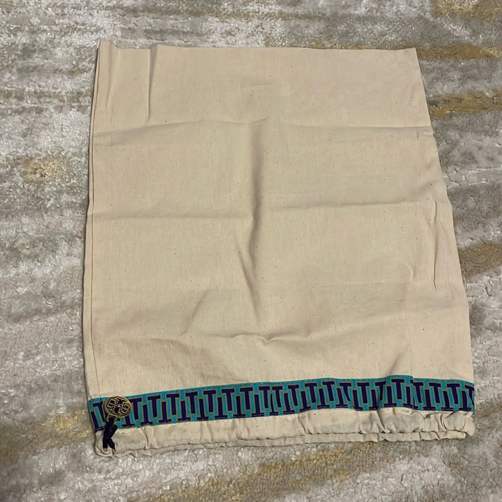 Tory Burch dust shoe bag